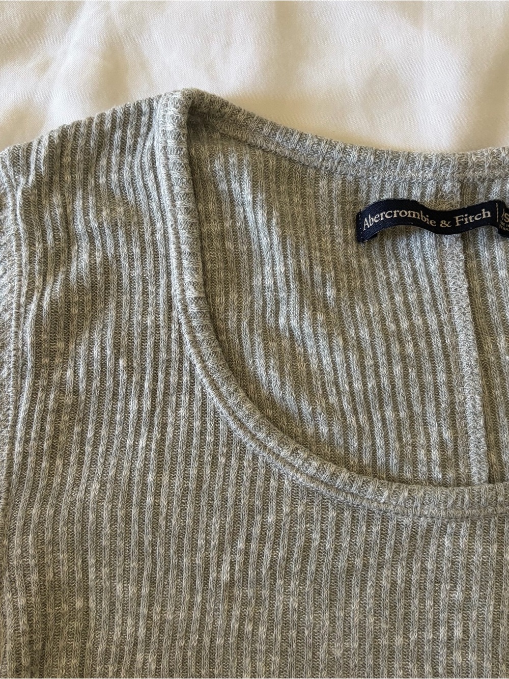 Abercrombie & Fitch Light Gray Ribbed Scoop Tee
